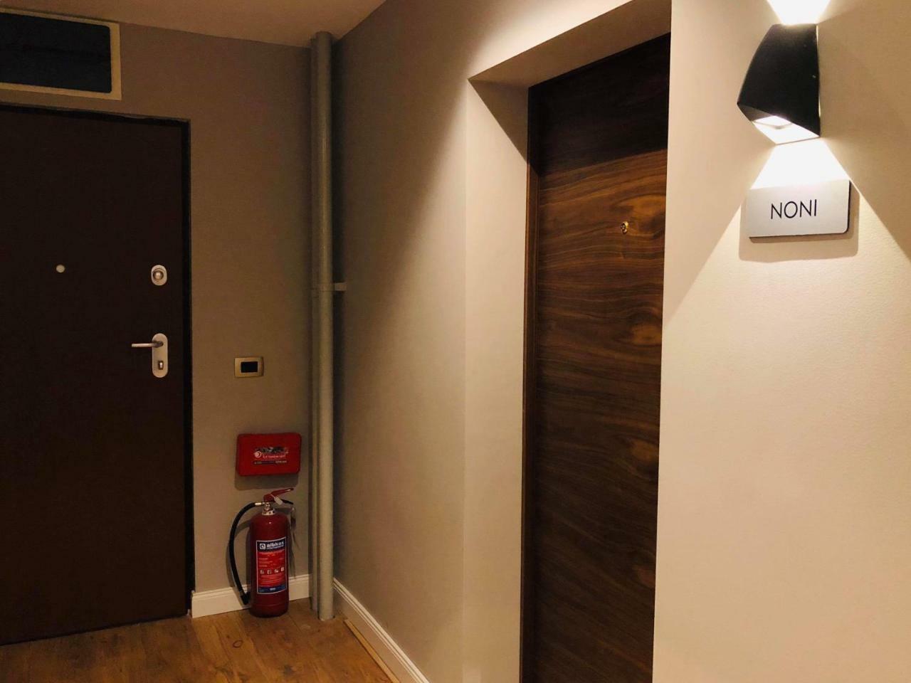 Boulevard Exclusive Приштина Экстерьер фото